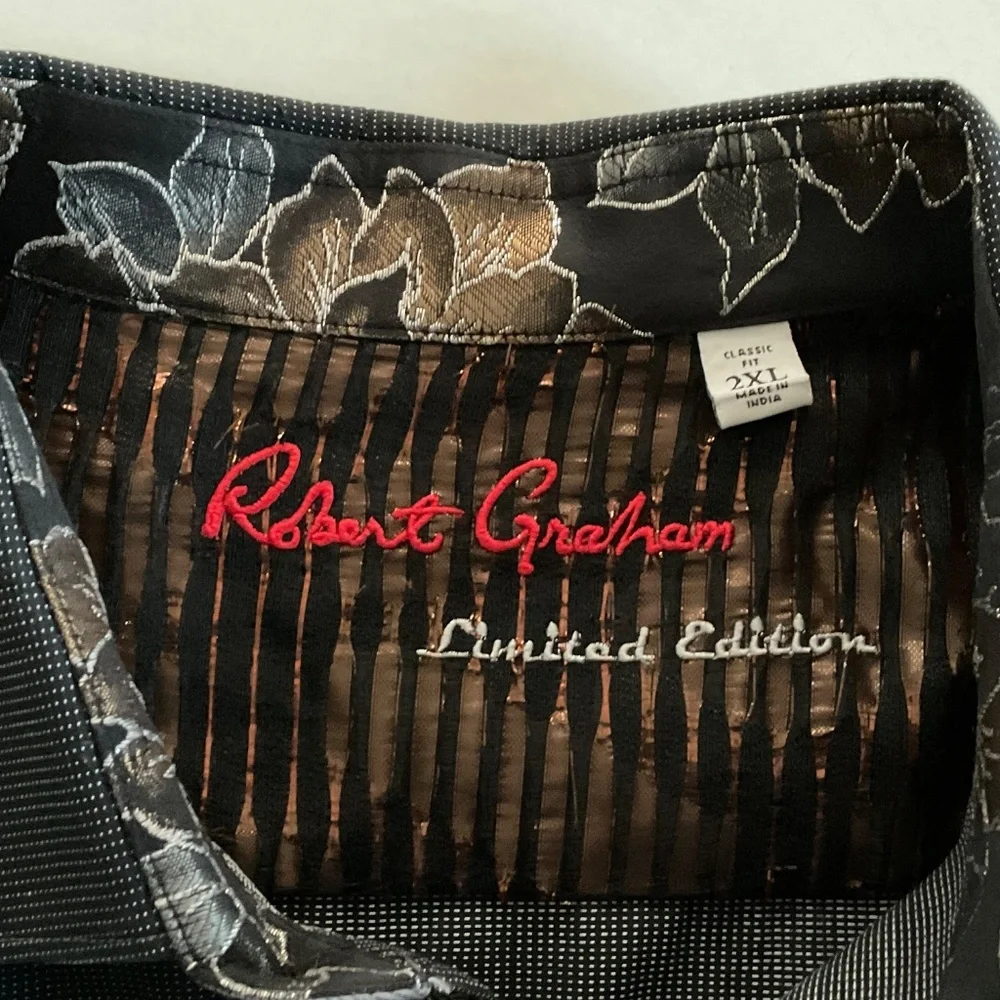 Robert Graham The Mask Shirt 2XL Black/Gray Limited Edition Tribal Mask Beaded - Picture 3 of 11